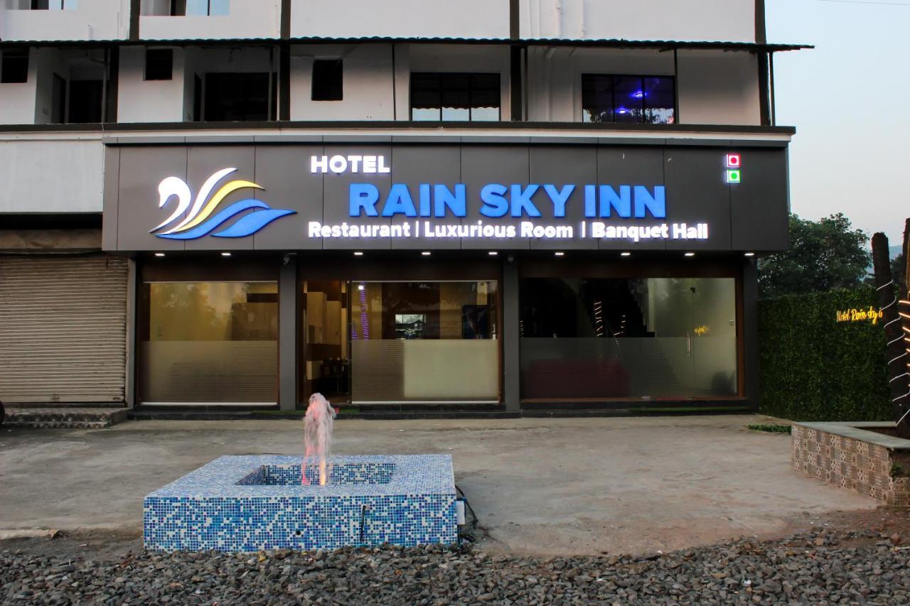 Hotel Rain Sky Inn 로나발라 외부 사진